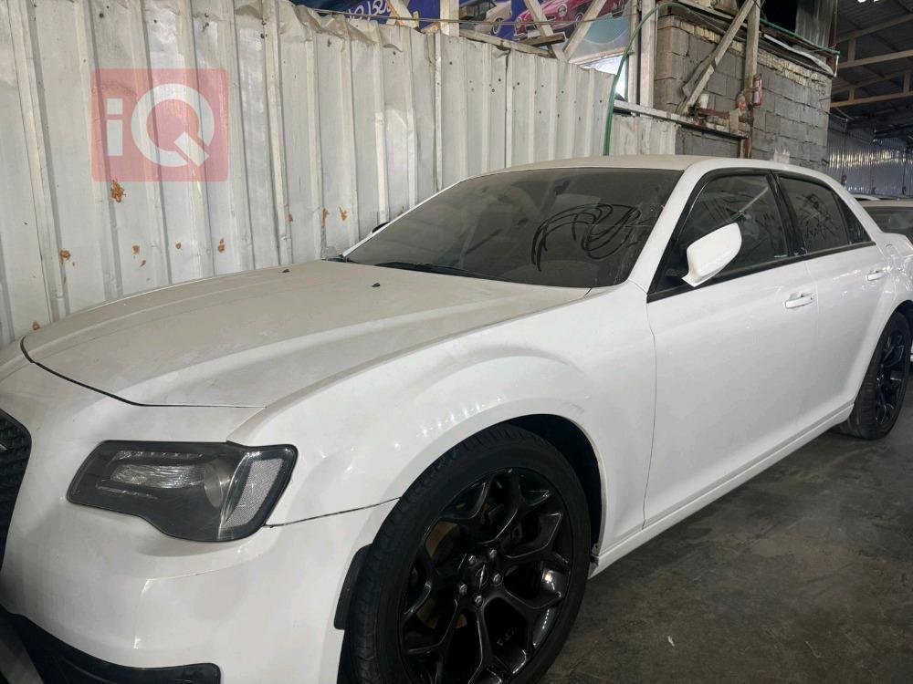 كرايسلر 300